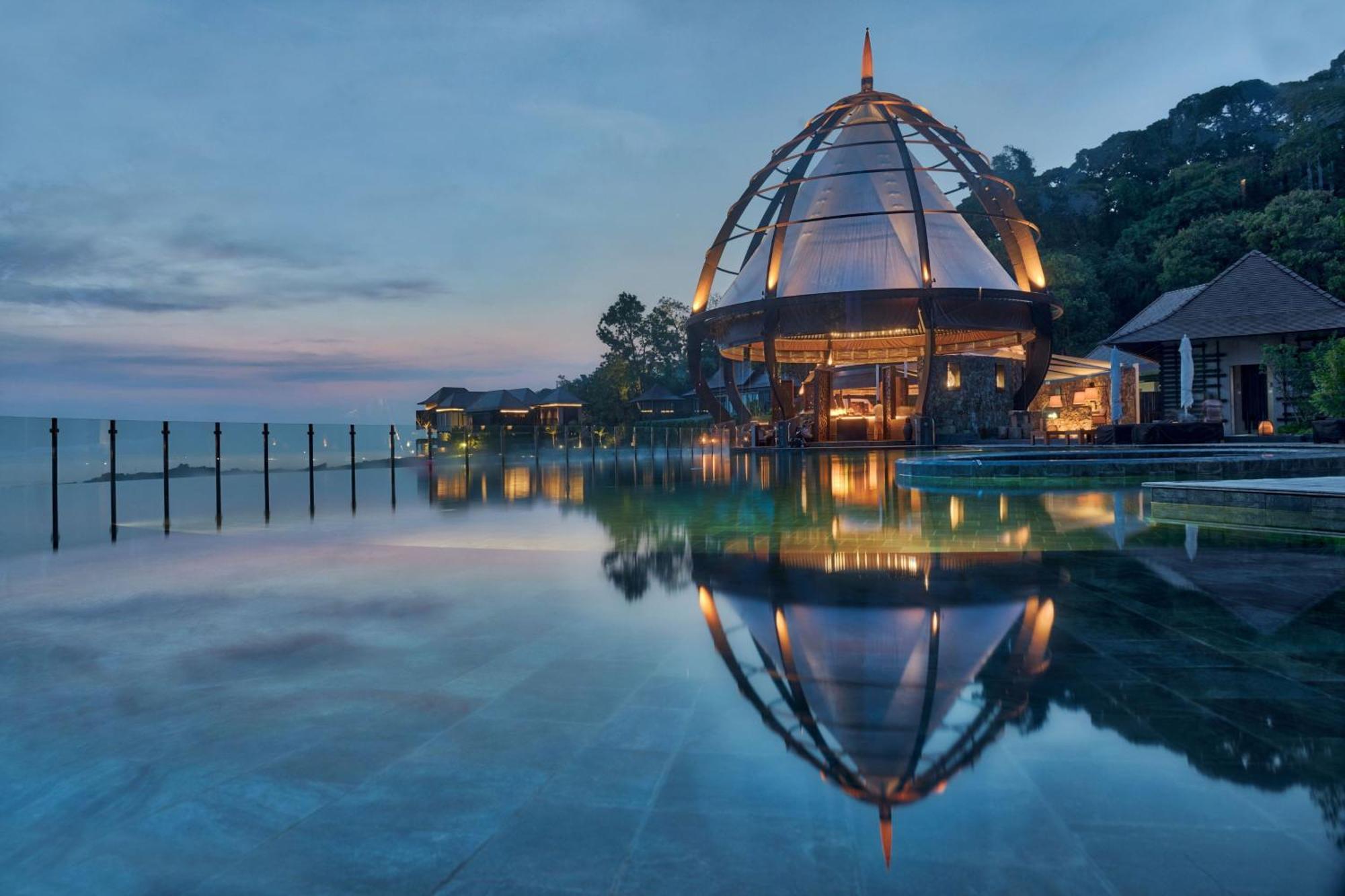 The Ritz-Carlton, Langkawi Hotel Exterior photo