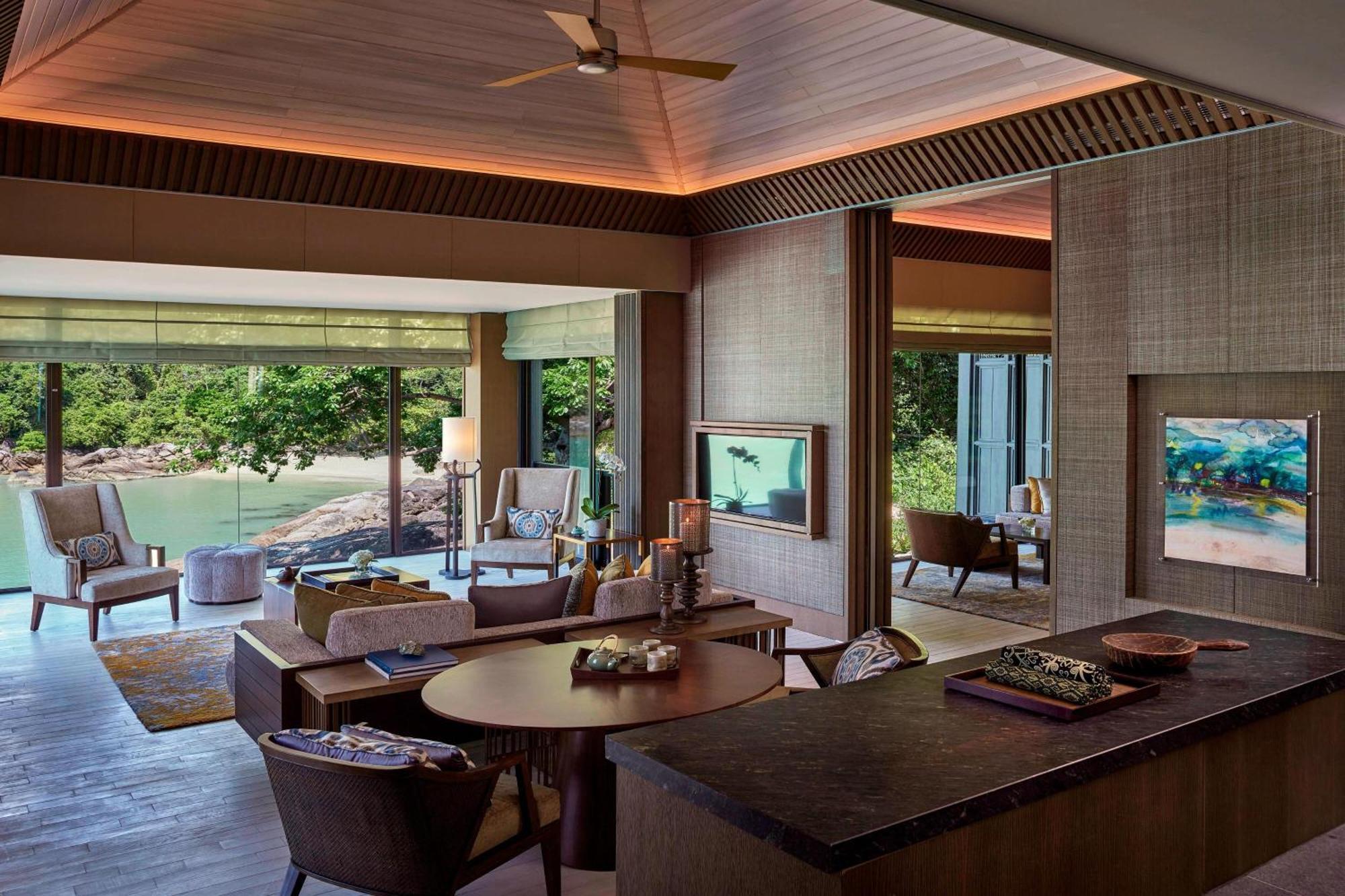 The Ritz-Carlton, Langkawi Hotel Exterior photo The Residence