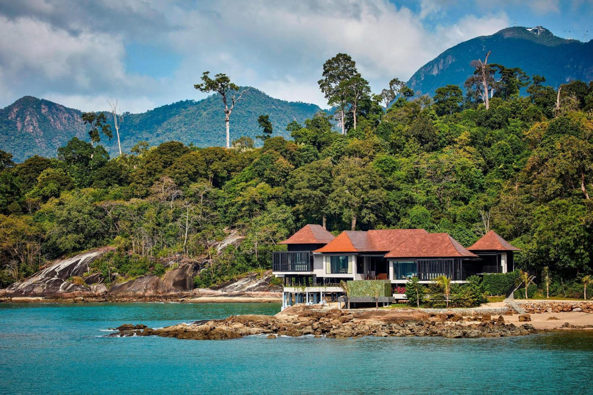 The Ritz-Carlton, Langkawi Hotel Exterior photo