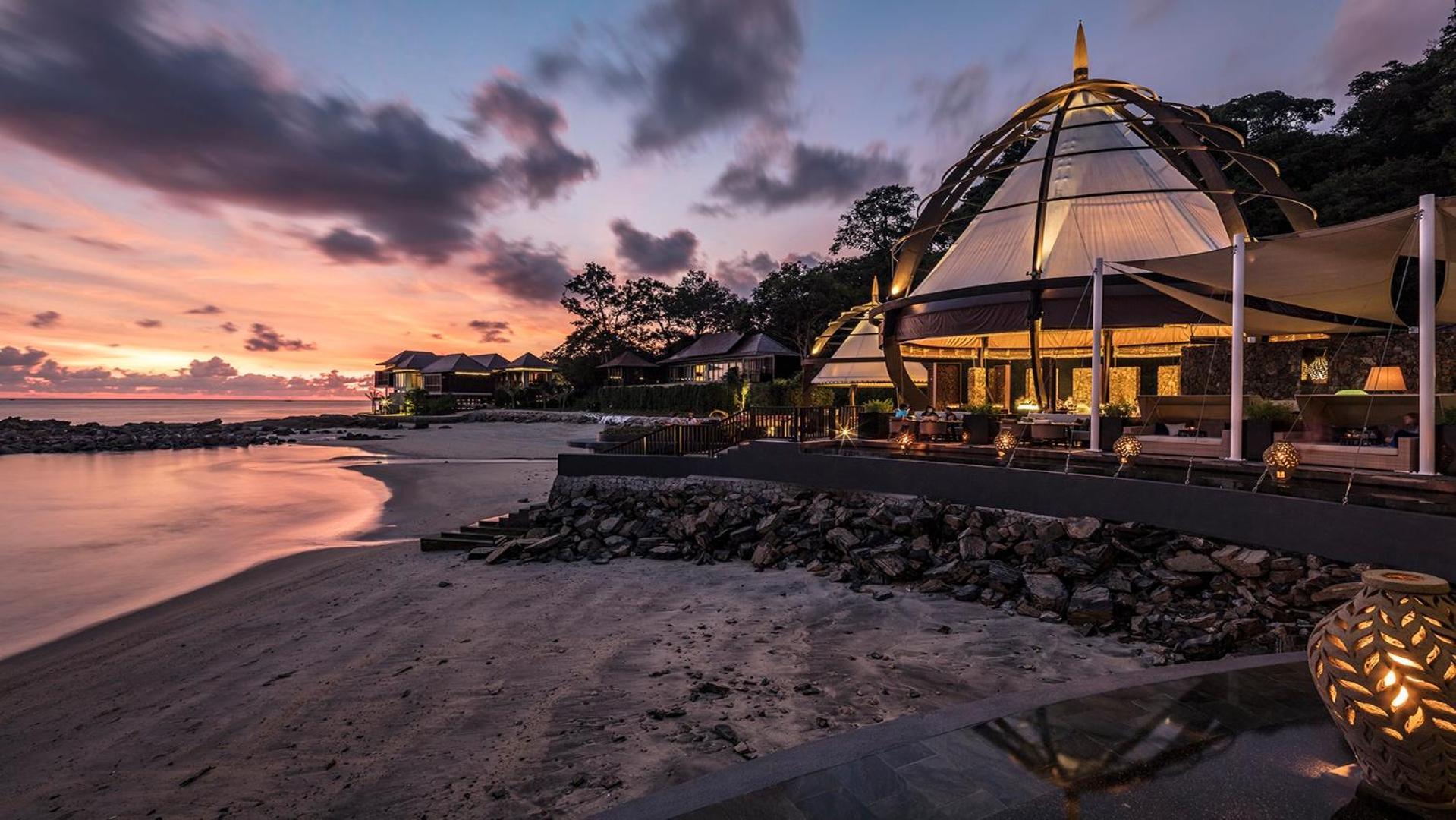 The Ritz-Carlton, Langkawi Hotel Exterior photo