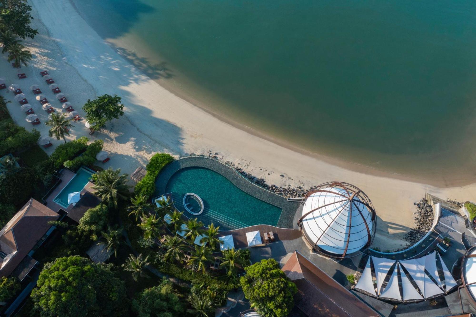 The Ritz-Carlton, Langkawi Hotel Exterior photo