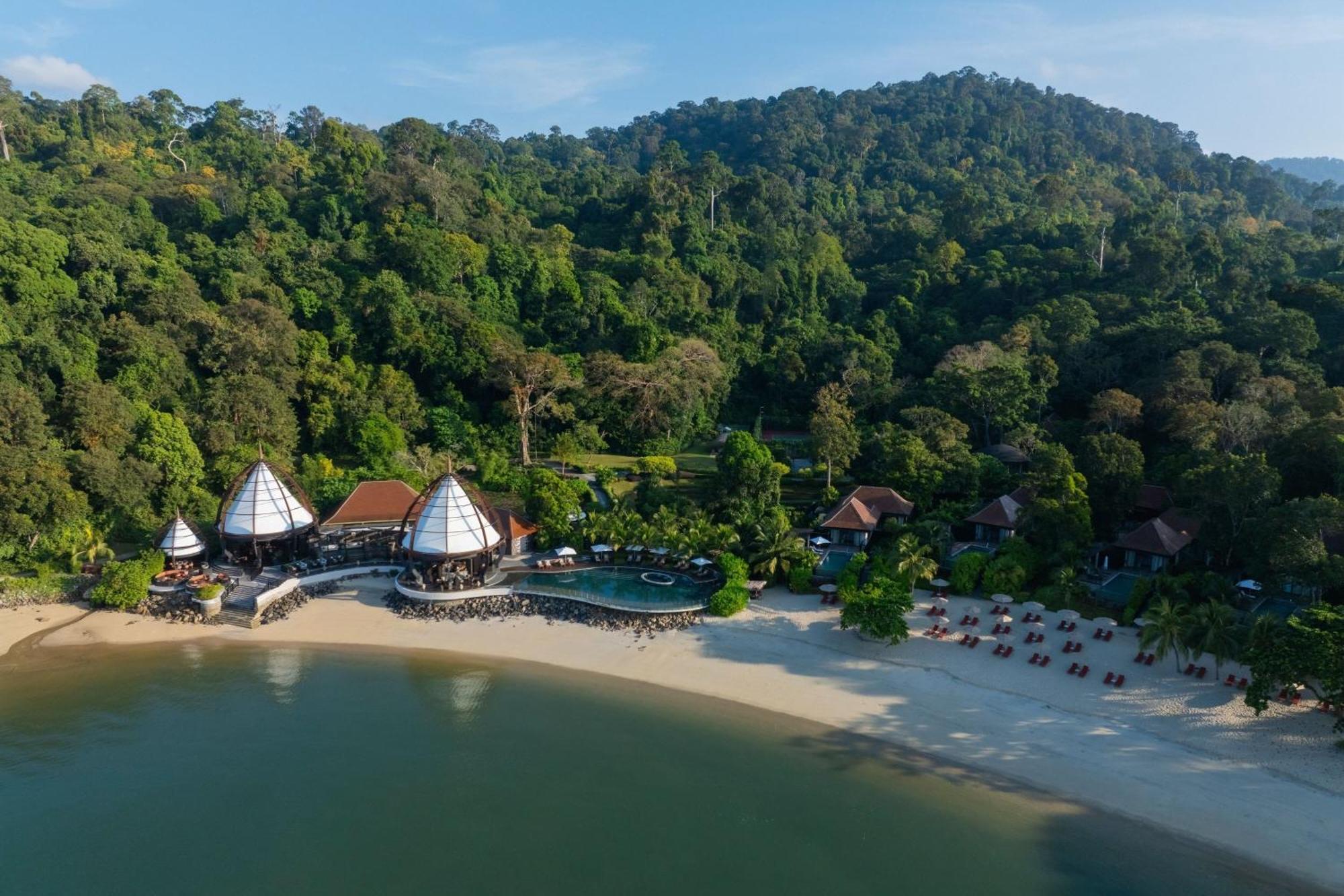 The Ritz-Carlton, Langkawi Hotel Exterior photo