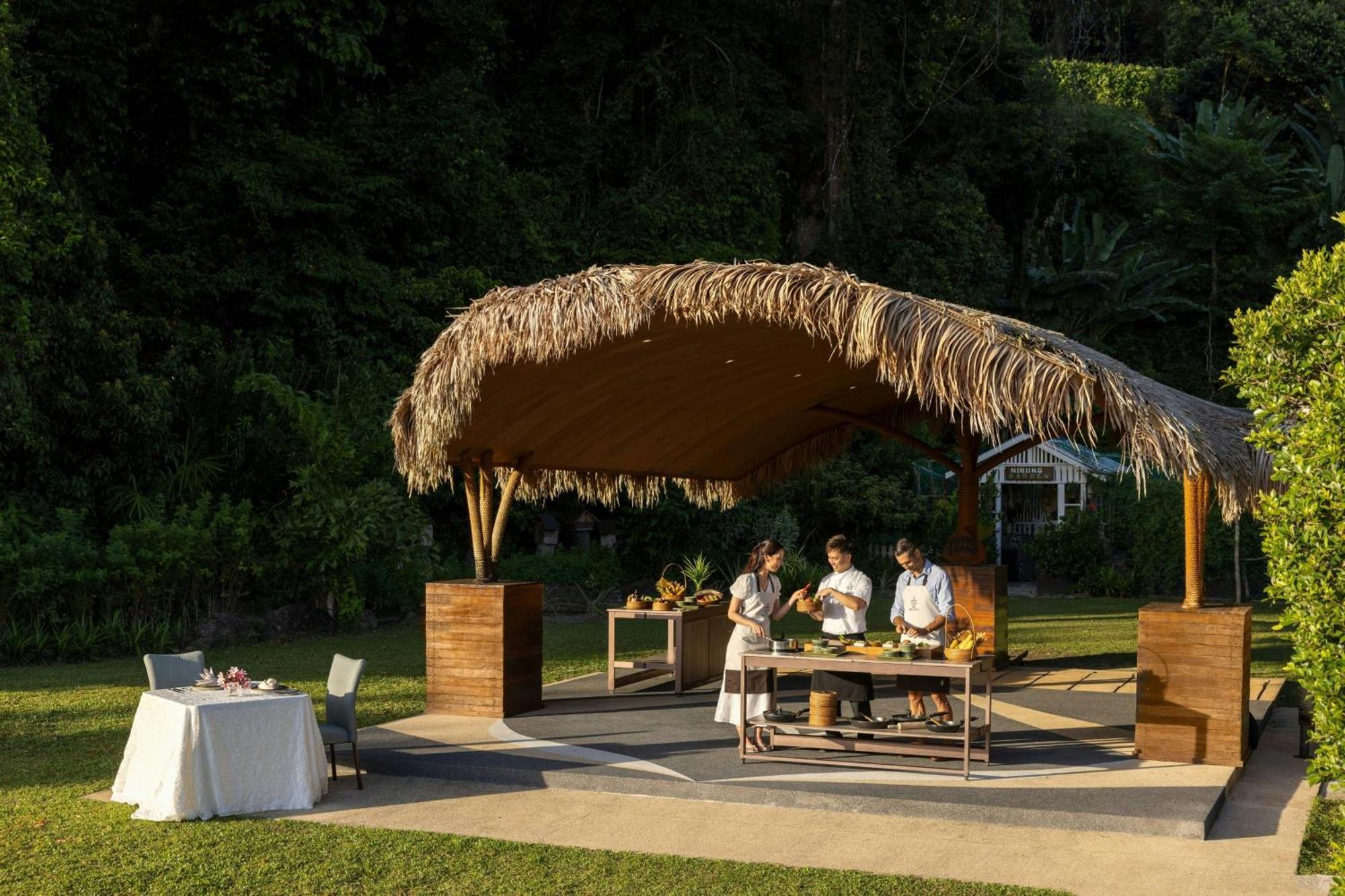 The Ritz-Carlton, Langkawi Hotel Exterior photo